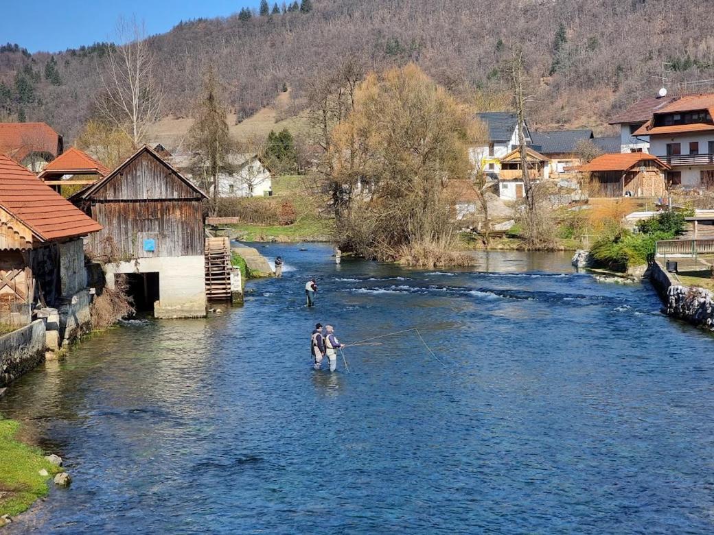 Krka River Lodge Znojile pri Krki 外观 照片