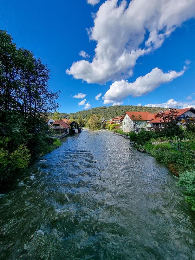 Krka River Lodge Znojile pri Krki 外观 照片